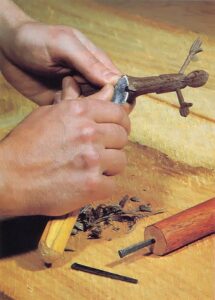 Homemade Whittling Tools that Hold an Edge Image